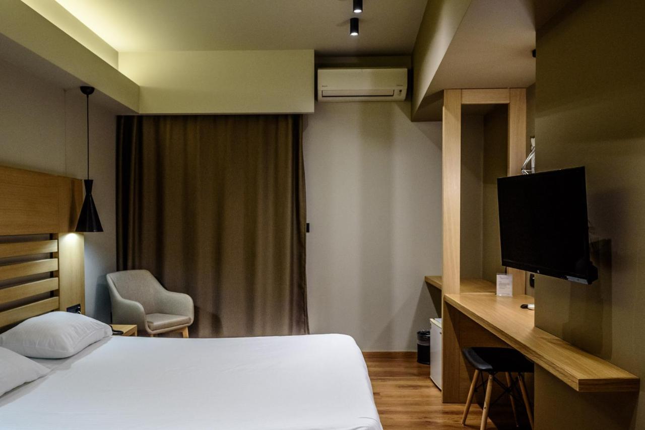 Discover Luxury and Comfort at Agamemnon Hotel